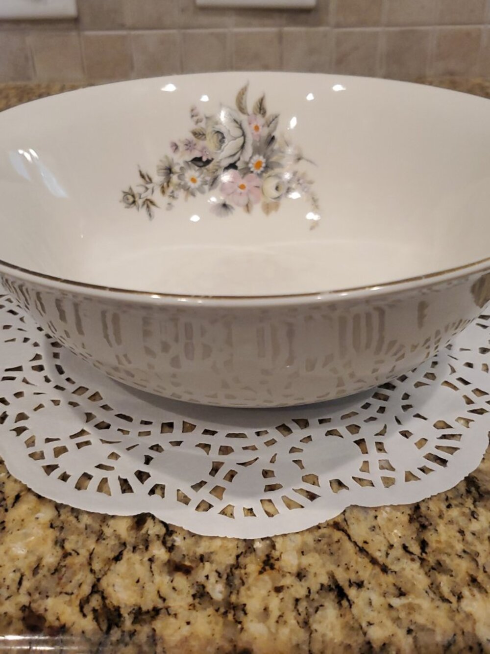 Beautiful Rare Vintage Serving Bowl Floral ROYAL 9.5" Diameter ~ Made in ITALY